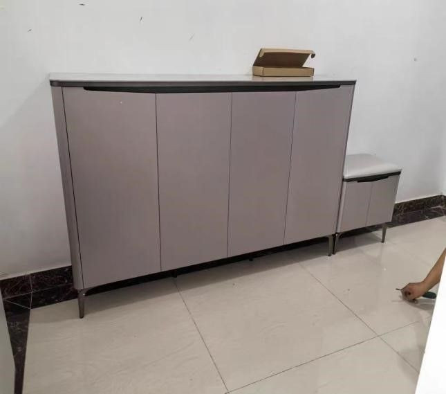 Lacquered Shoe Cabinet X320