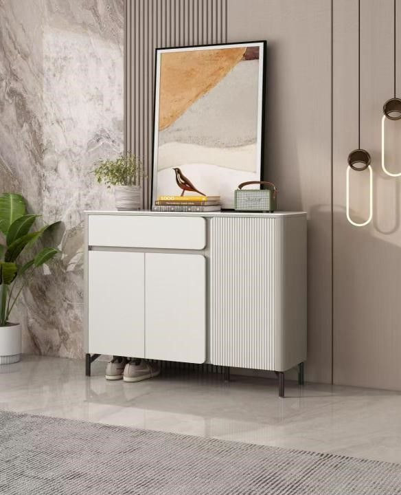 Lacquered Shoe Cabinet J60